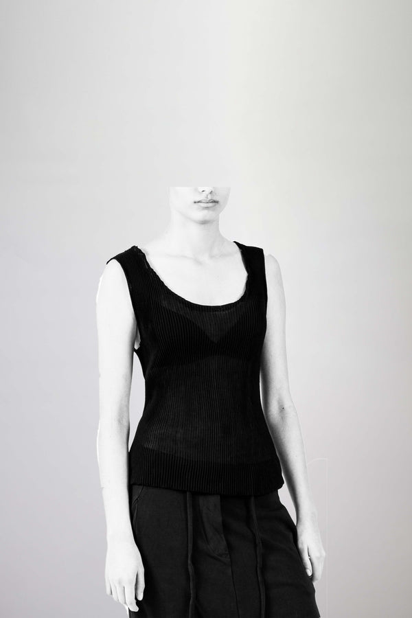 Pleated Crop Tank Top - NELLY JOHANSSON