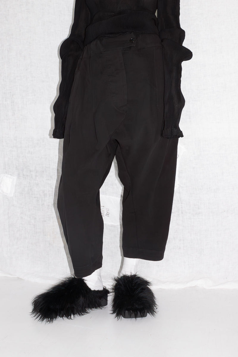Cropped Pleat Trousers