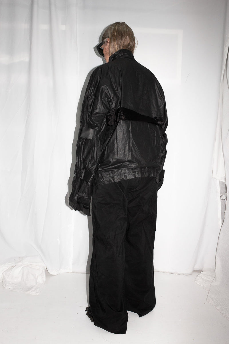 Closed Jacket