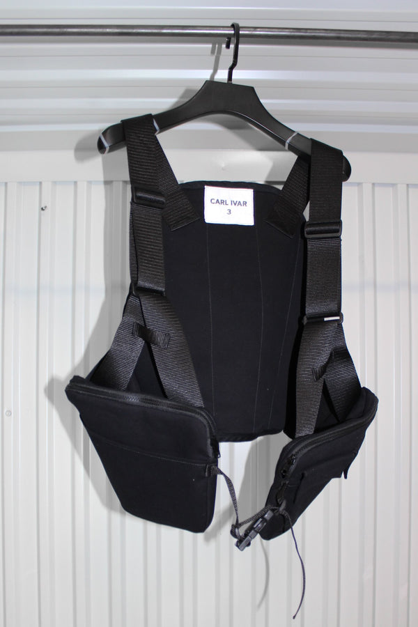 CARL IVAR + NELLY JOHANSSON UTILITY VEST RIG - NELLY JOHANSSON