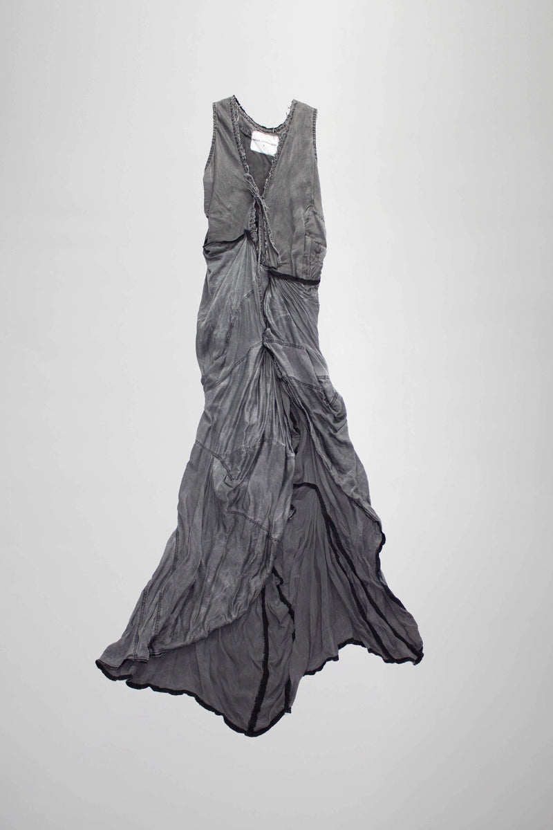 Round cut Silk Gown - NELLY JOHANSSON