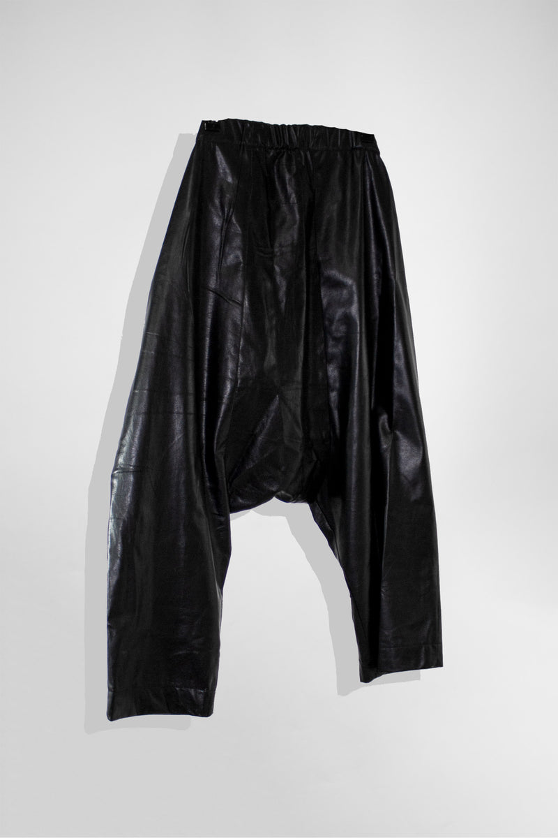 DROP CROUCH LEATHER TROUSERS - NELLY JOHANSSON