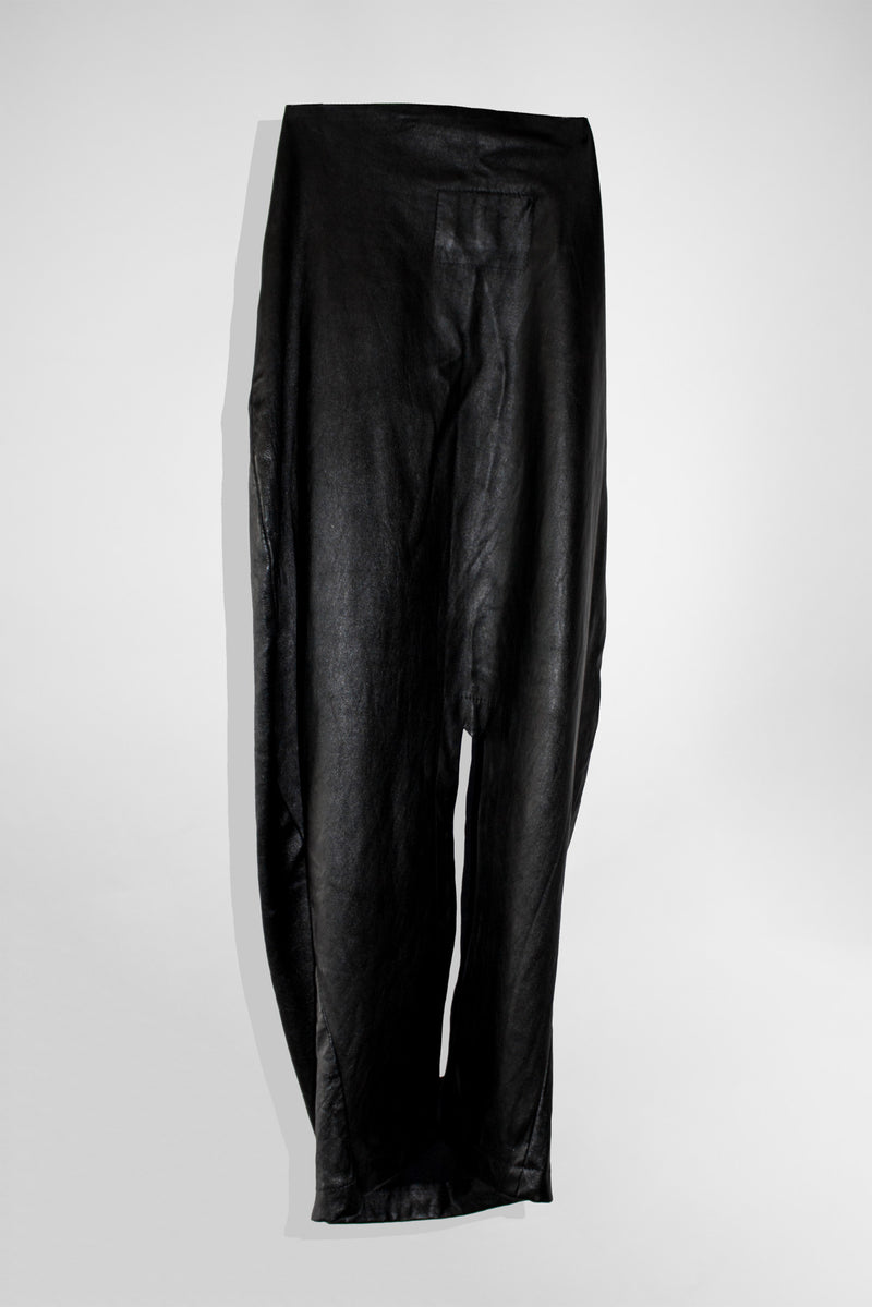 LEATHER PENCIL SKIRT - NELLY JOHANSSON