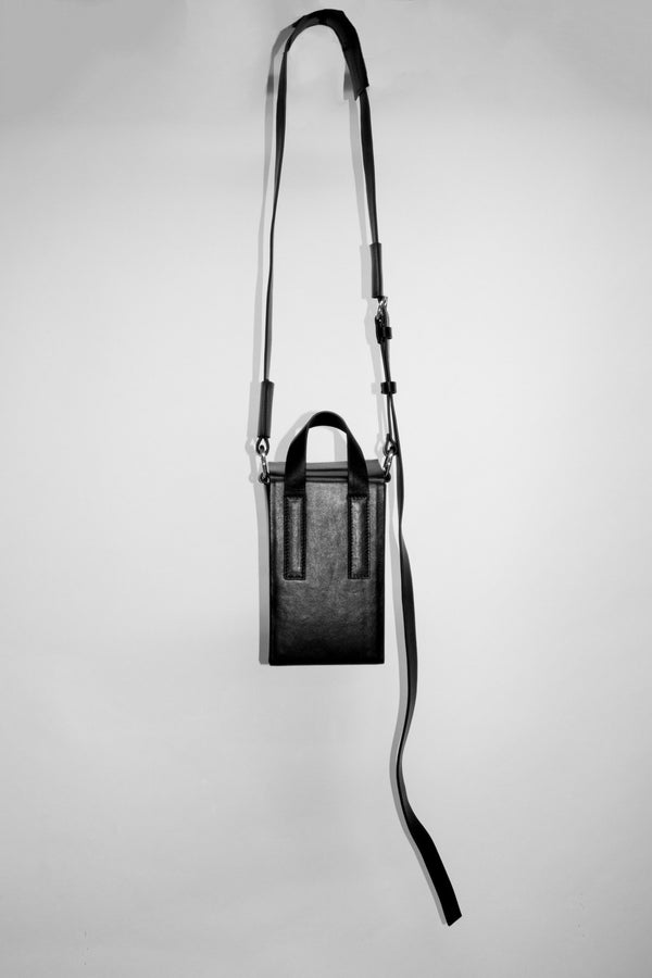 Lunch Leather Messenger Bag - NELLY JOHANSSON