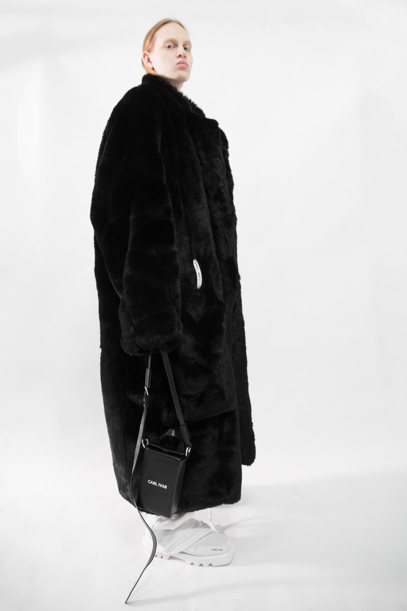 Oversized Faux Fur Coat - CARL IVAR