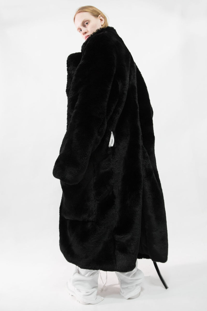 Oversized Faux Fur Coat - CARL IVAR