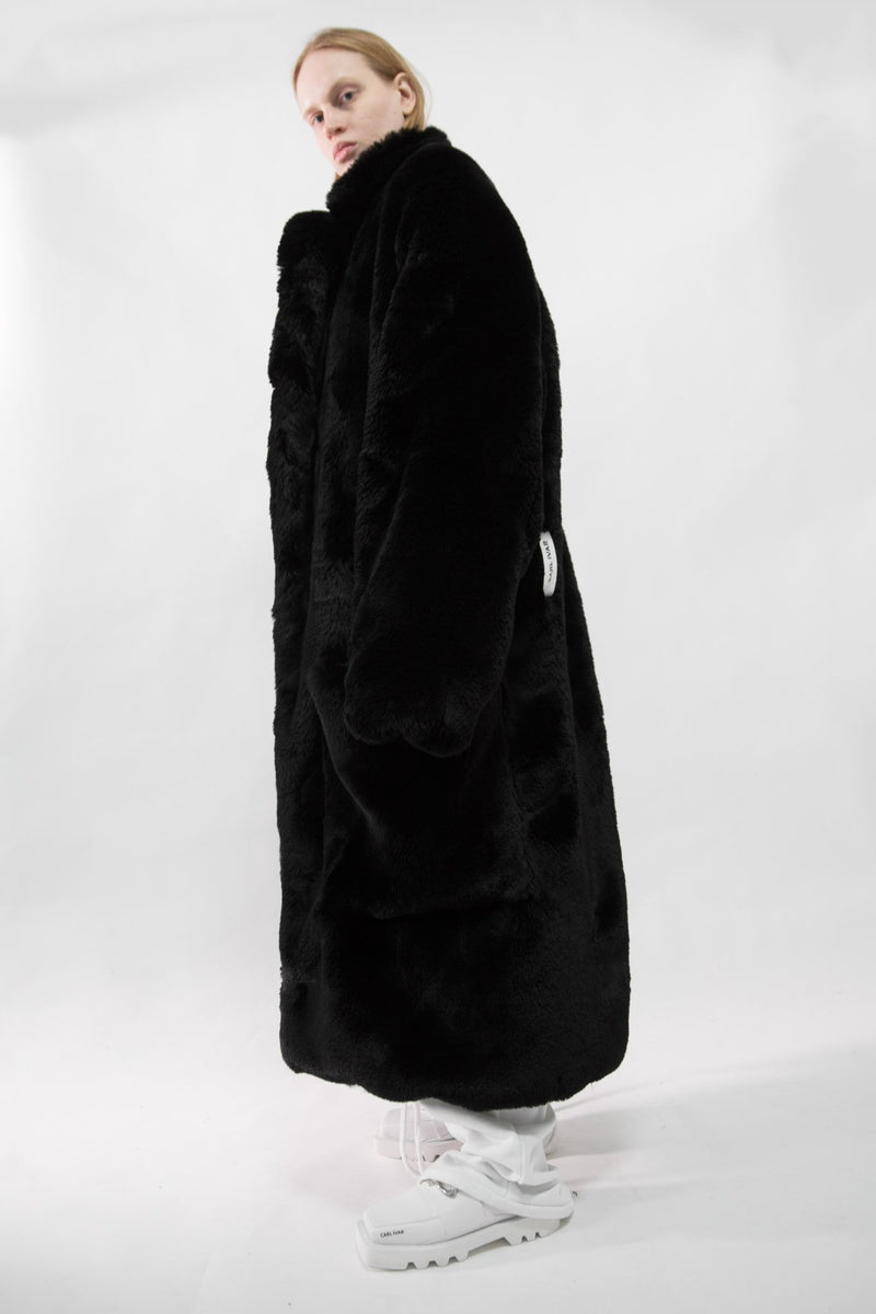 Oversized Faux Fur Coat - CARL IVAR