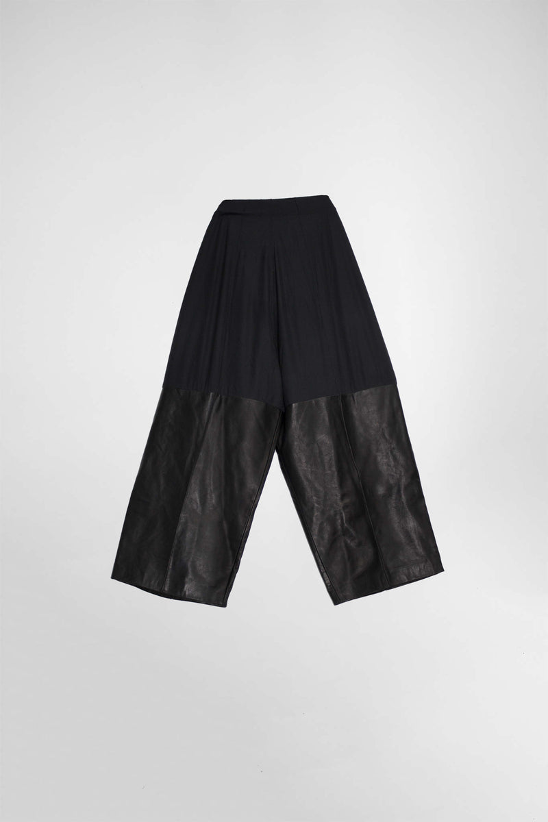 Divided Leather Trousers - NELLY JOHANSSON